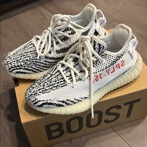 Adidas Kids Yeezy Boost 350 V2 - White and Black